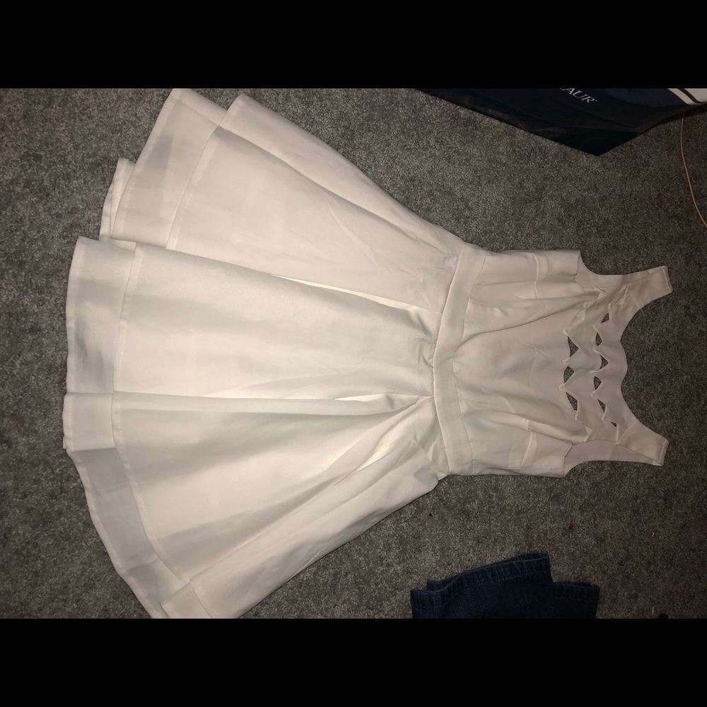 Lulus white dress
